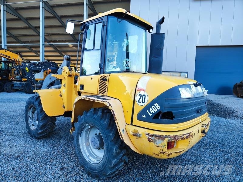 Volvo L40B Kolesové nakladače
