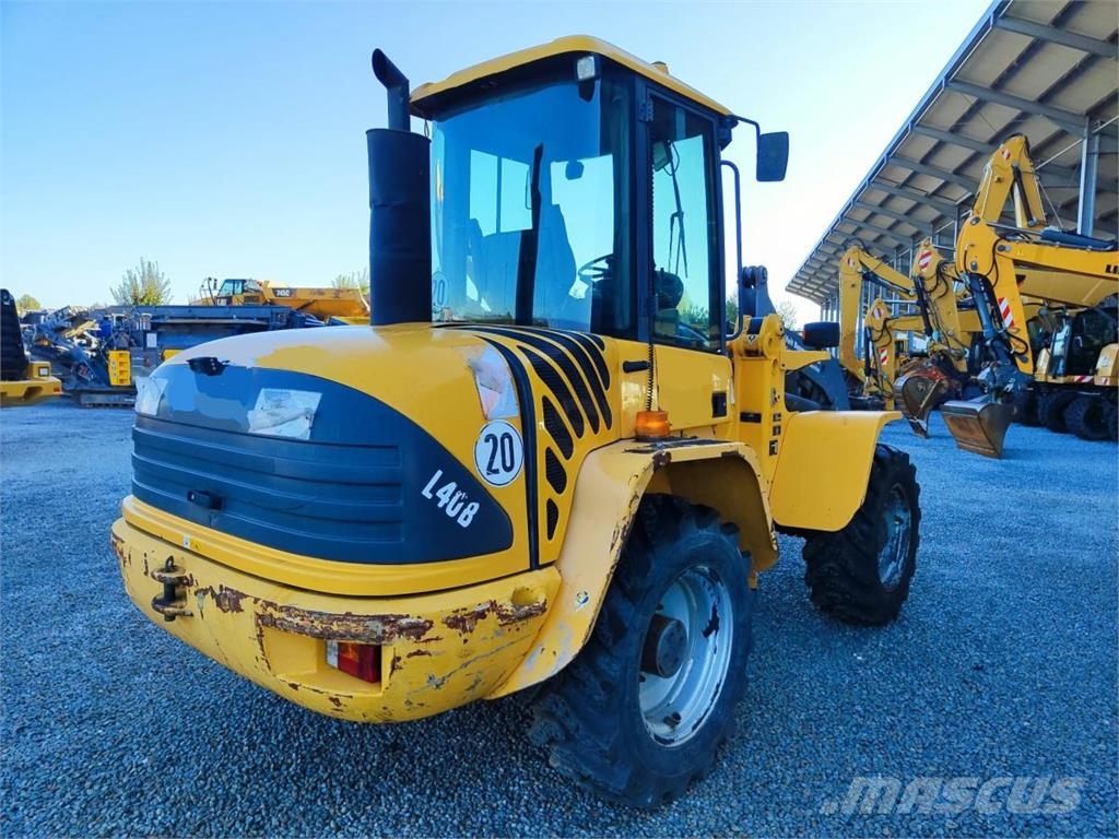 Volvo L40B Kolesové nakladače