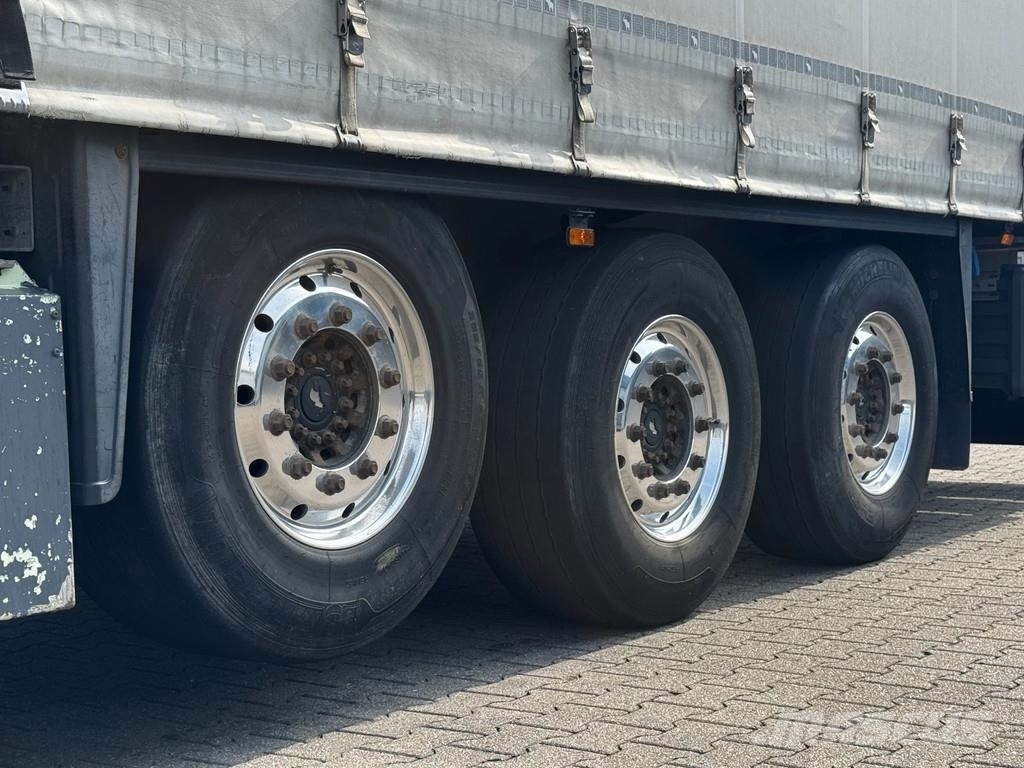Schmitz Cargobull SCS 24/L - 13.62 E B Schuifzeil -dak / Rotos-Disc نصف مقطورات بباب جانبي