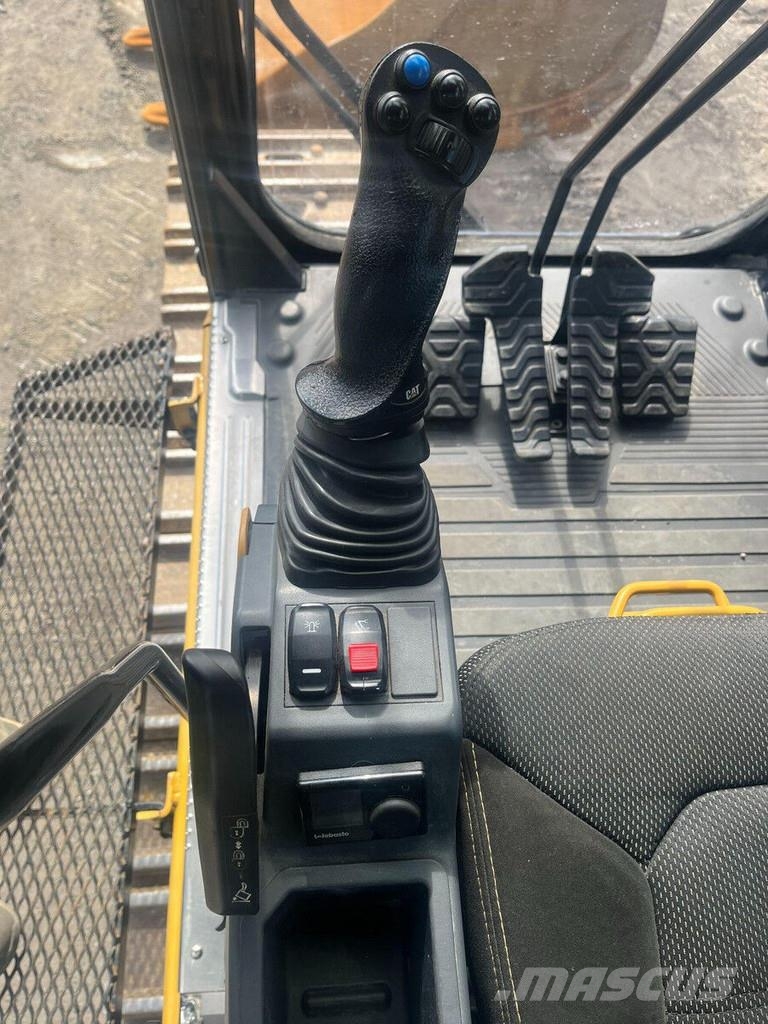 CAT 330 Гусеничні екскаватори