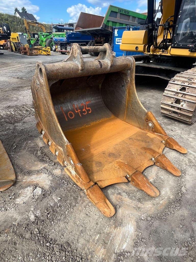 CAT 330 Гусеничні екскаватори