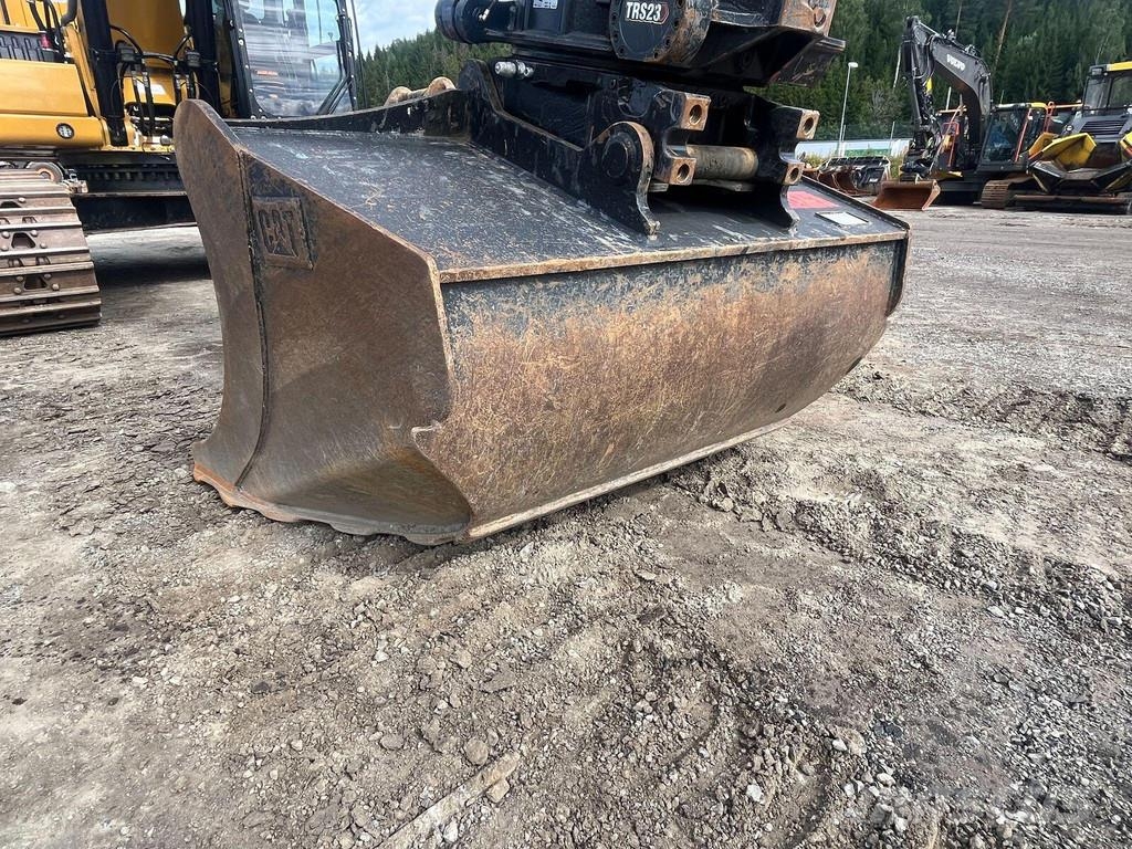 CAT 330-07C Beltegraver