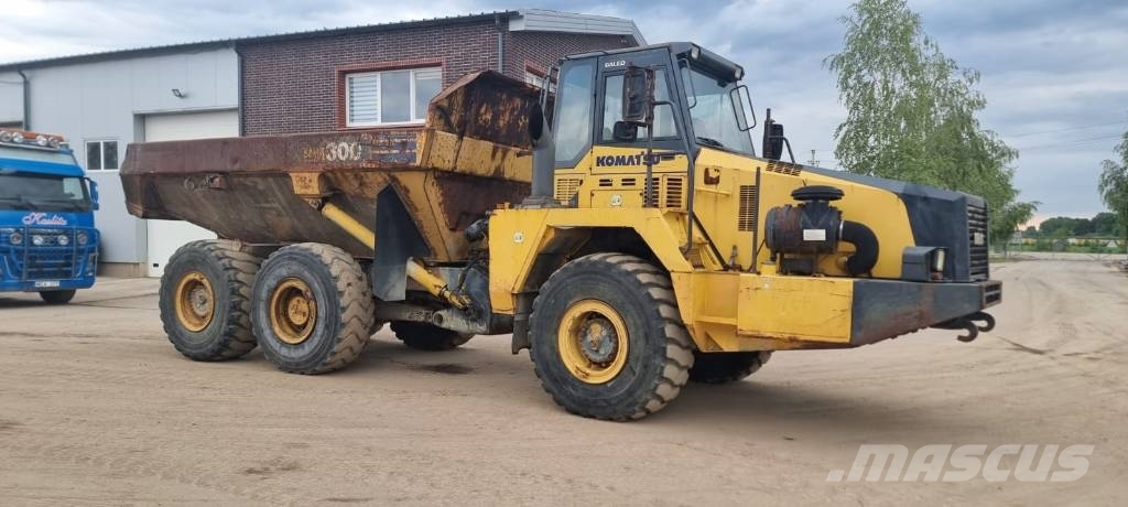 Komatsu HM 300-2 Knik dumptrucks