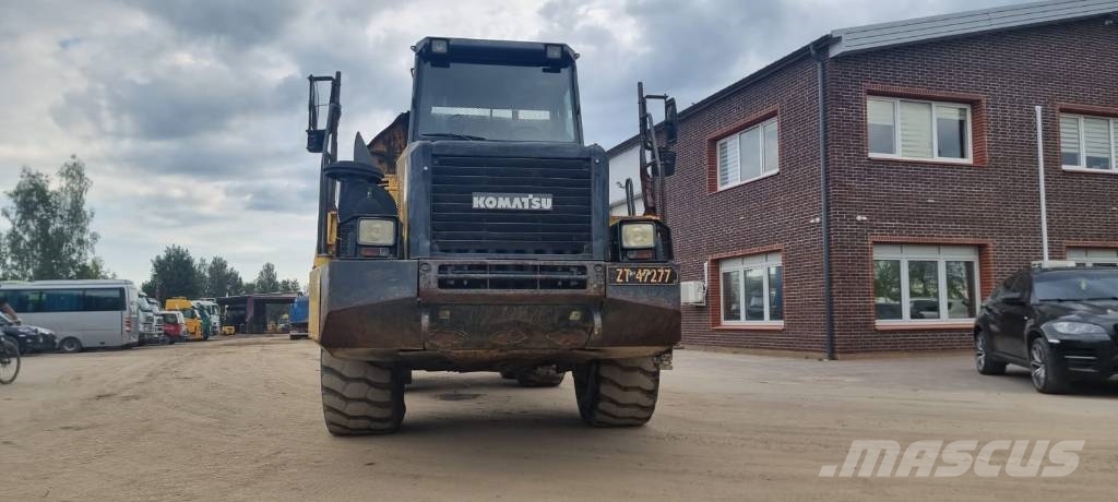 Komatsu HM 300-2 Knik dumptrucks