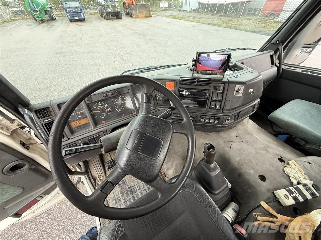 Volvo FM12 Abrollkipper