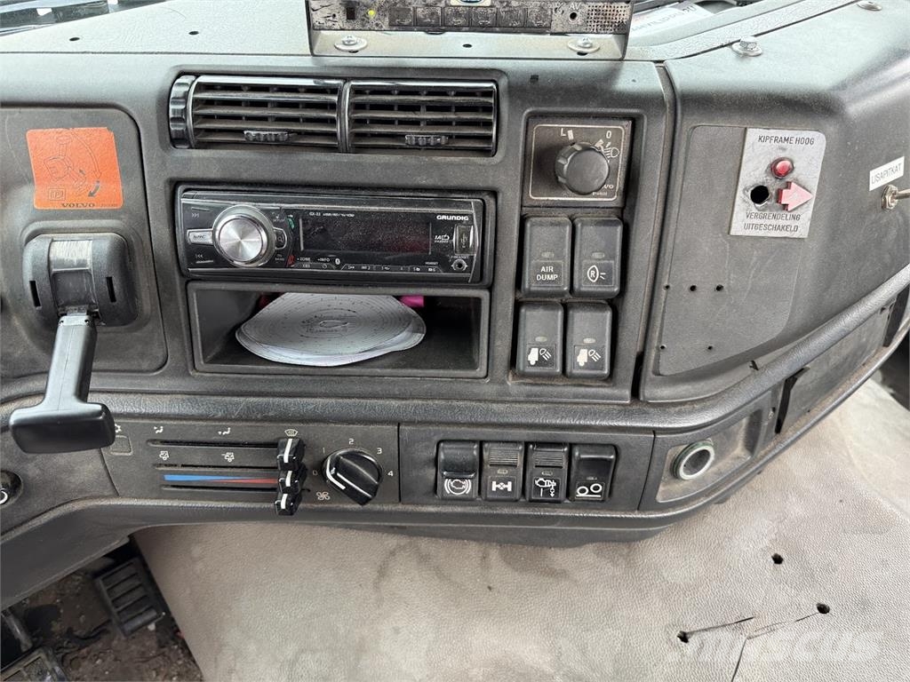 Volvo FM12 Abrollkipper