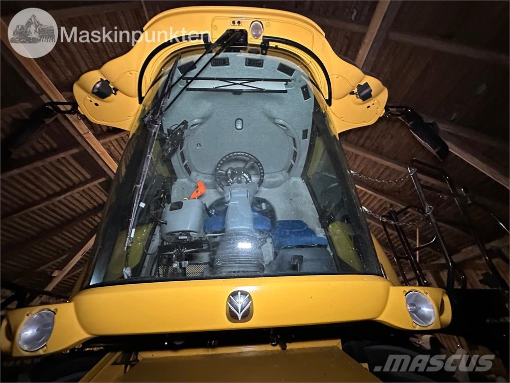 New Holland CX8070 Elevation حصادات