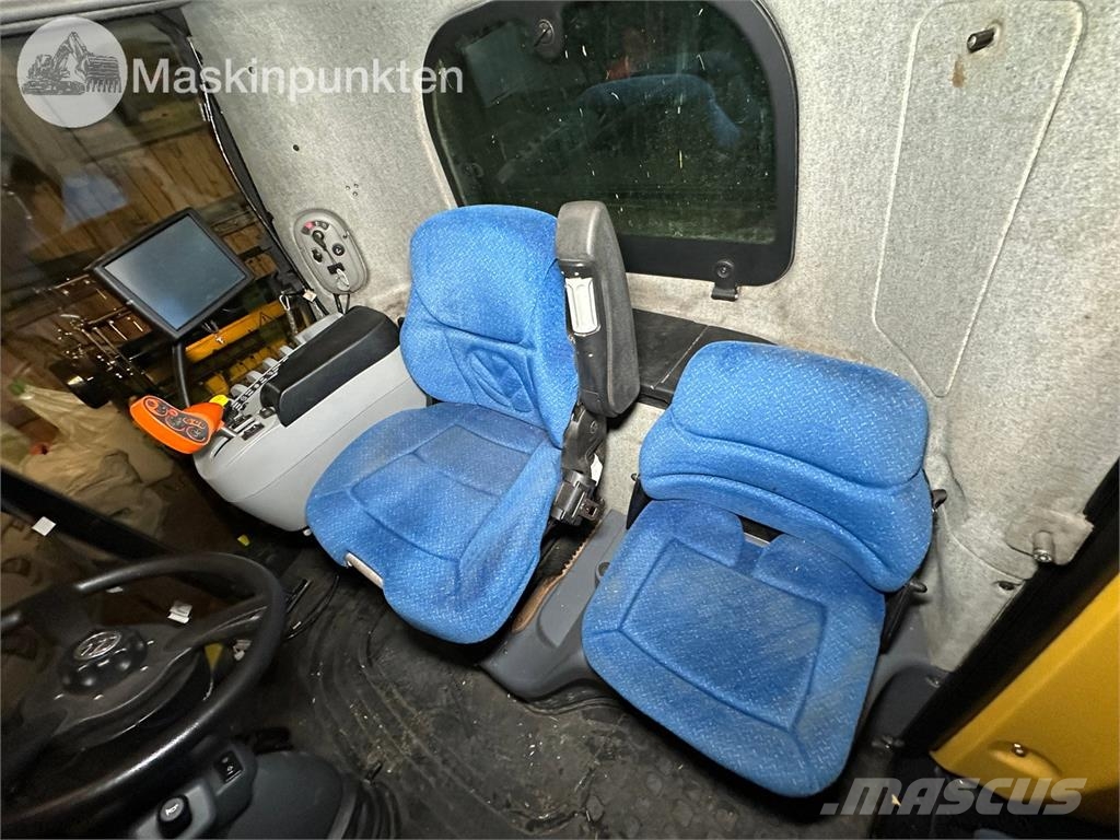 New Holland CX8070 Elevation حصادات