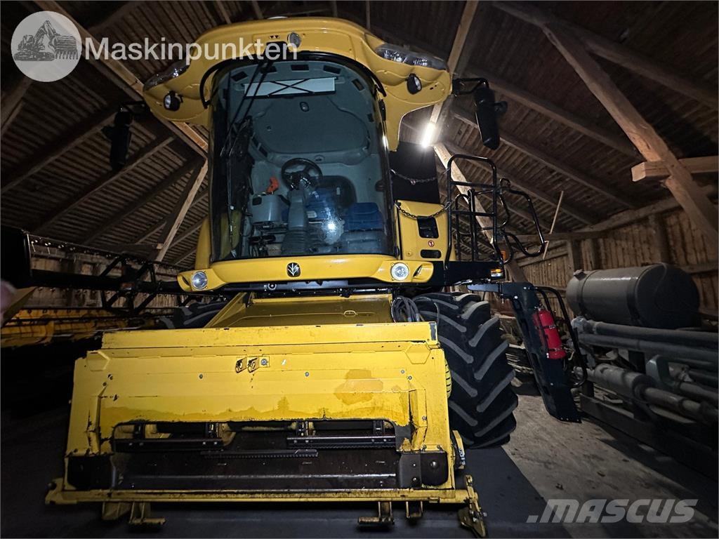 New Holland CX8070 Elevation حصادات