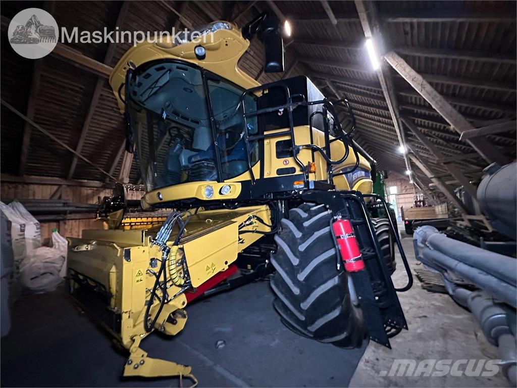 New Holland CX8070 Elevation حصادات