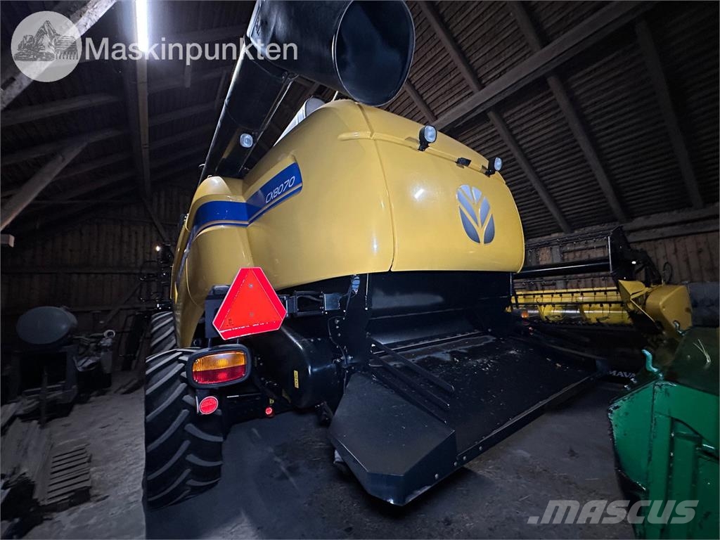New Holland CX8070 Elevation حصادات