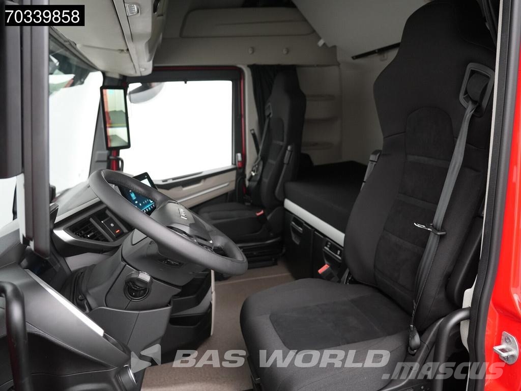 Iveco S-Way 500 4X2 NEW! Retarder 2xTanks Full-Air ACC N وحدات الجر