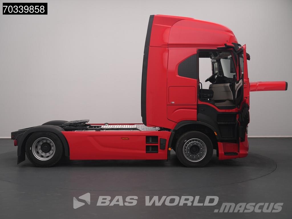 Iveco S-Way 500 4X2 NEW! Retarder 2xTanks Full-Air ACC N Vlačilci