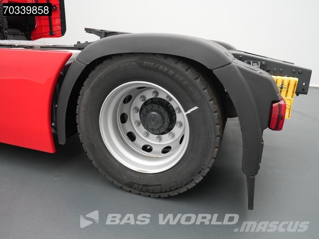 Iveco S-Way 500 4X2 NEW! Retarder 2xTanks Full-Air ACC N وحدات الجر