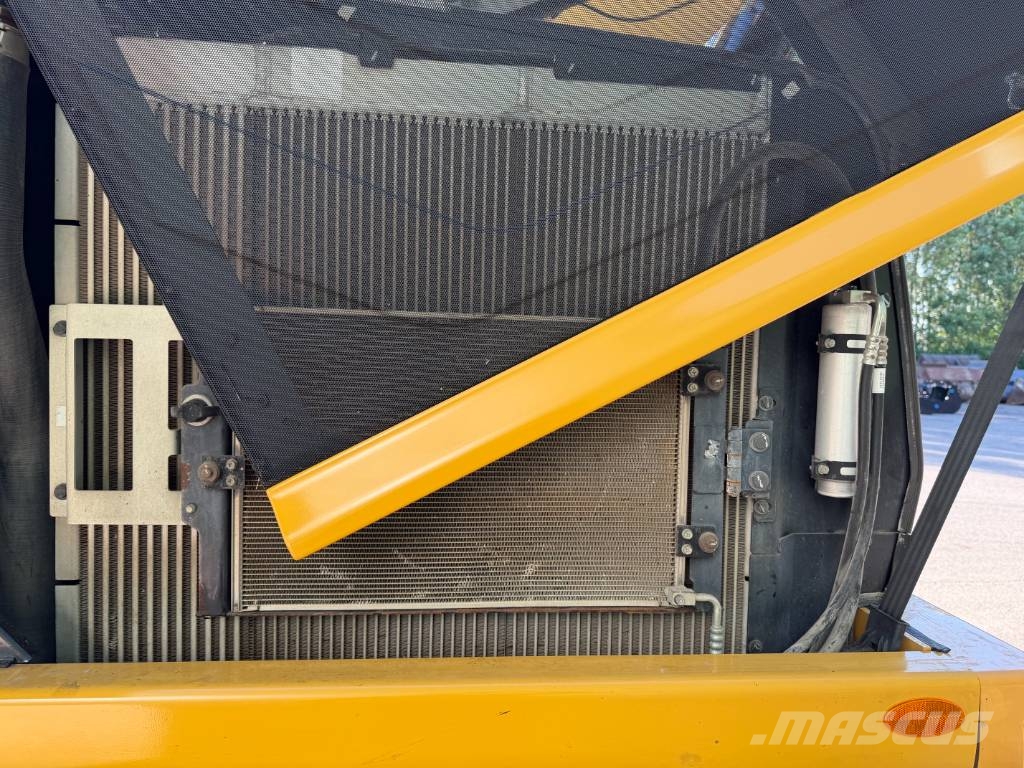 CAT M 314 Wheeled excavators