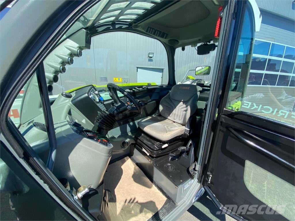 CLAAS Scorpion 7035 VariPower مناولات متداخلة