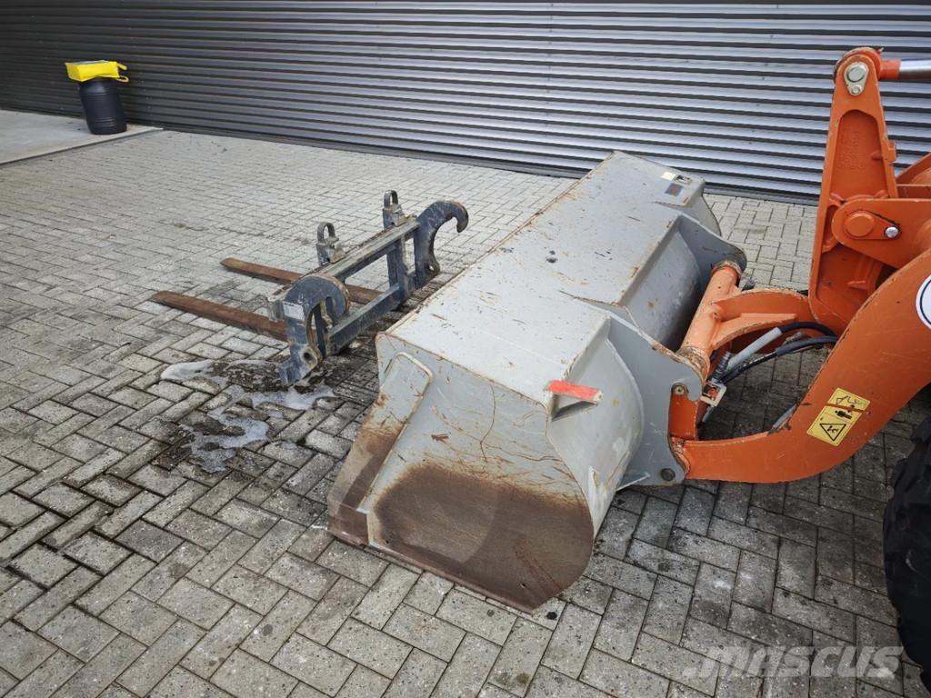 Atlas Weycar AR400 Bucket + Forks! Cargadoras sobre ruedas