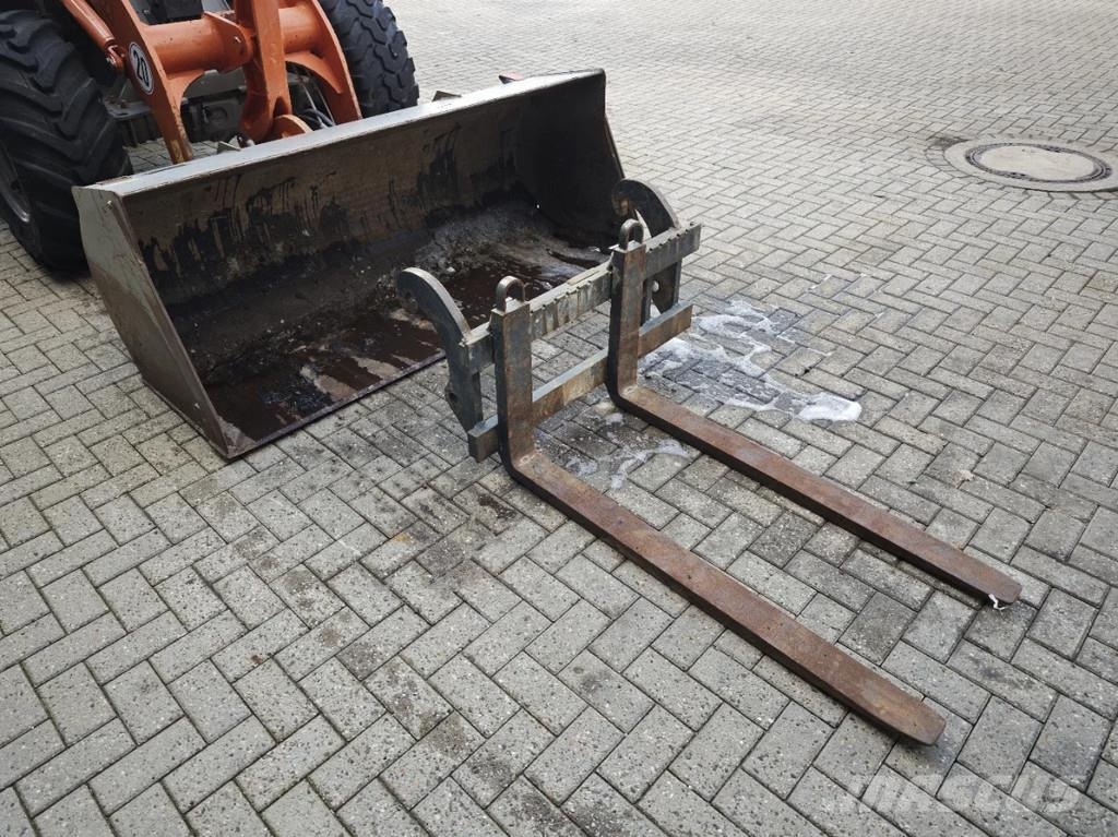 Atlas Weycar AR400 Bucket + Forks! Cargadoras sobre ruedas