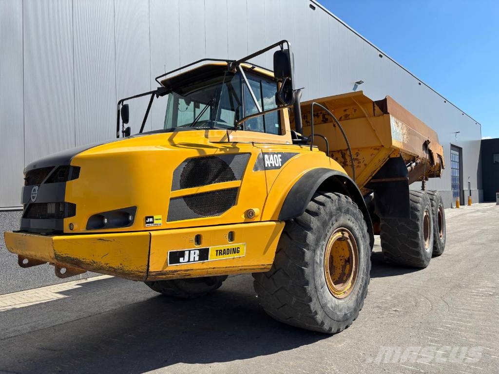 Volvo A 40 F TAILGATE 연결식 홀러