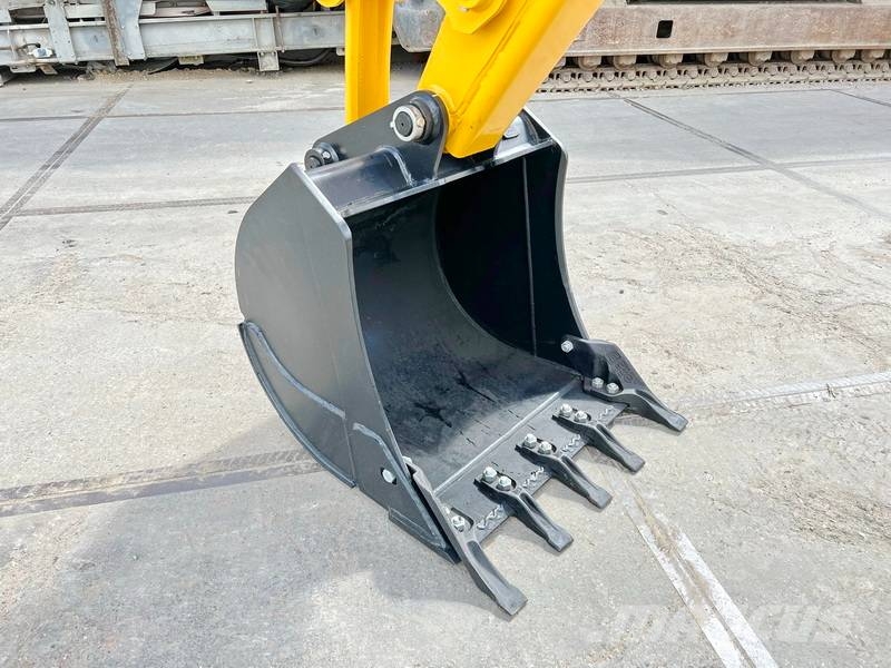 JCB 3DX / 3CX Plus 4WD - 4/1 Bucket / Hammer Lines Kazıcı yükleyiciler - beko loder