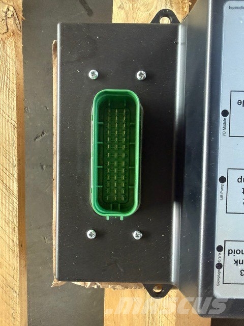 CAT Crusher Engine 24v 1szt module Componenti elettroniche