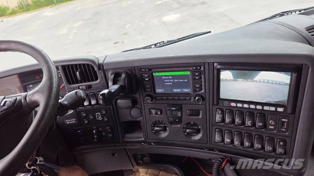 Scania G490 8X4*4 Savivarčių priekabų vilkikai