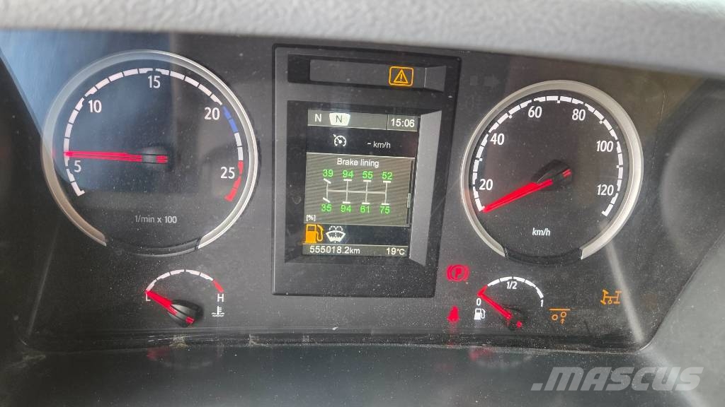 Scania G490 8X4*4 Savivarčių priekabų vilkikai