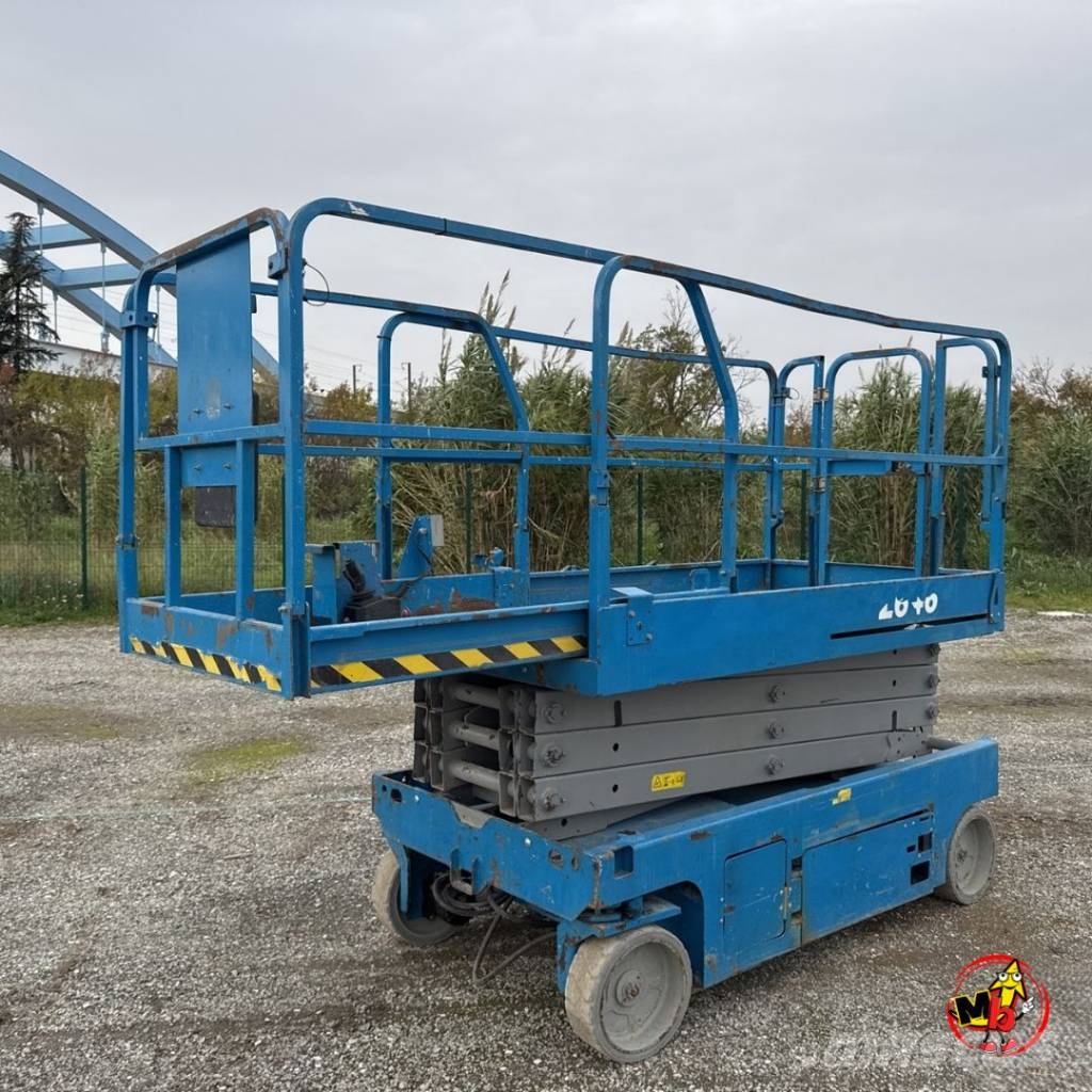 Genie GS2046 Scissor lifts