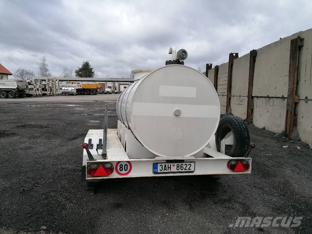 MOS ŠITBOŘICE SPOL. S.R.O. NU 35-804 Tankwagen