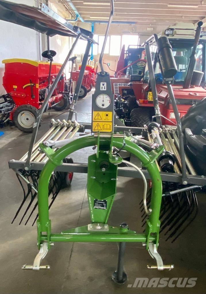 Fendt Former 400 DN Grābekļi un siena ārdītāji