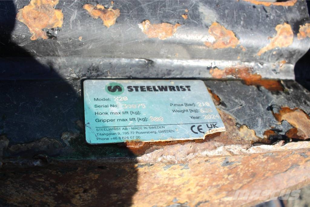 Kobelco SK 140 SR LC Bagri goseničarji