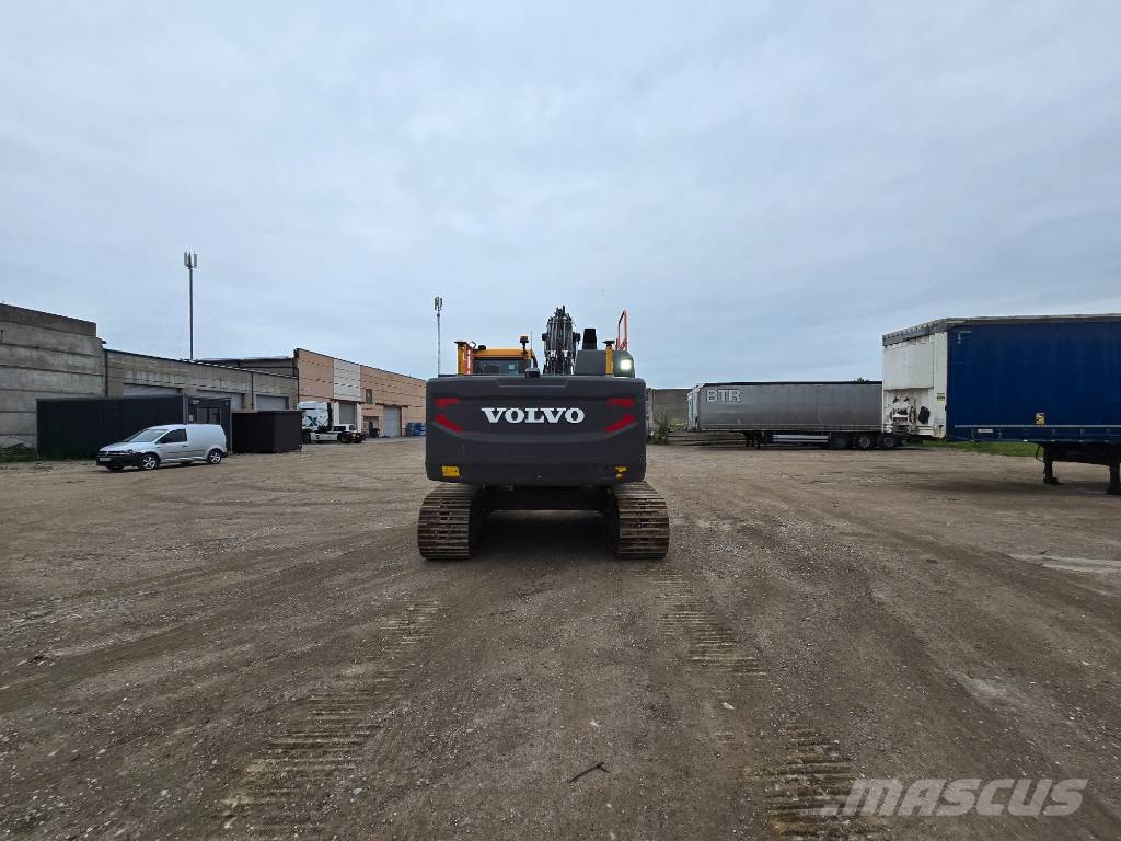 Volvo EC 220 E Rupsgraafmachines