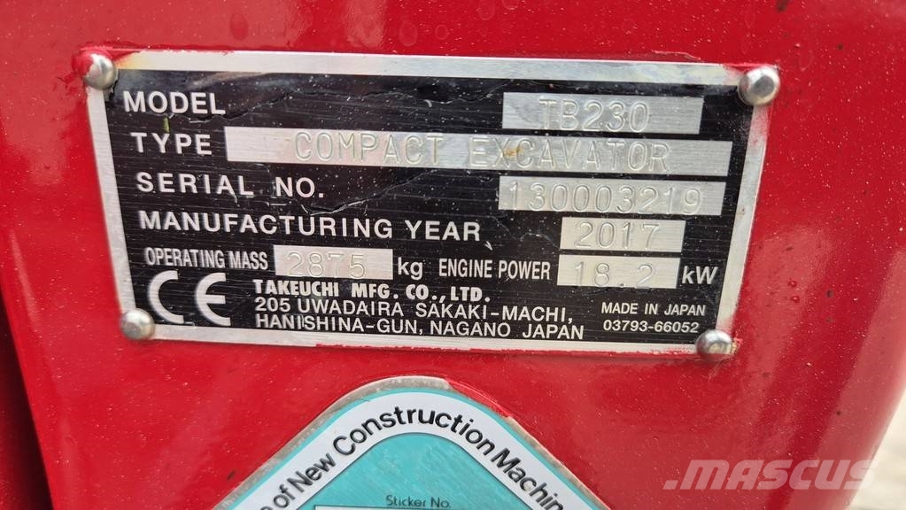 Takeuchi TB230 - POWERTILT - 4X BUCKETS - 2017 YEAR Minigravemaskiner