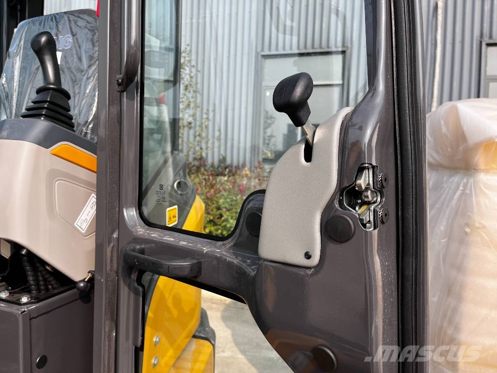 XCMG XE 35 U Minigrävare < 7t