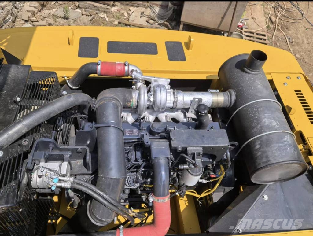 Komatsu PC 300 Гусеничні екскаватори
