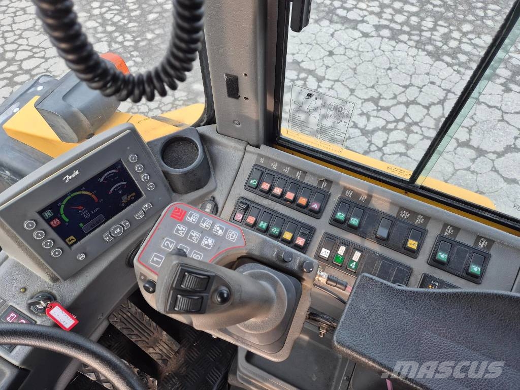 Lundberg 4220 Wielladers