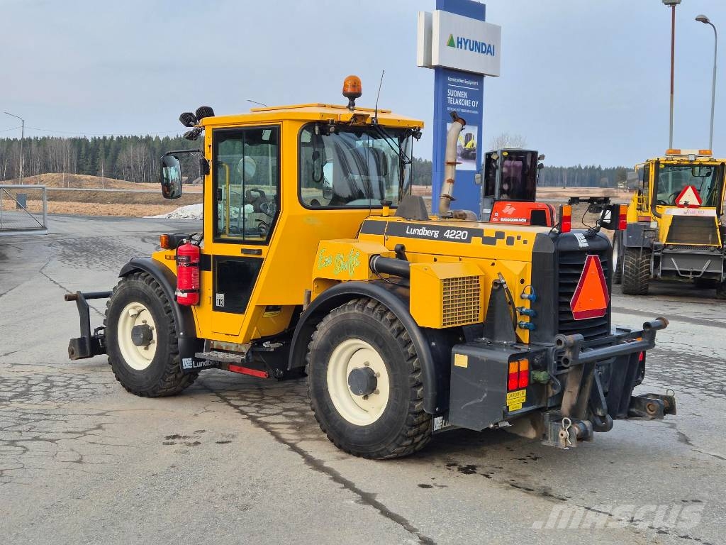Lundberg 4220 Wielladers