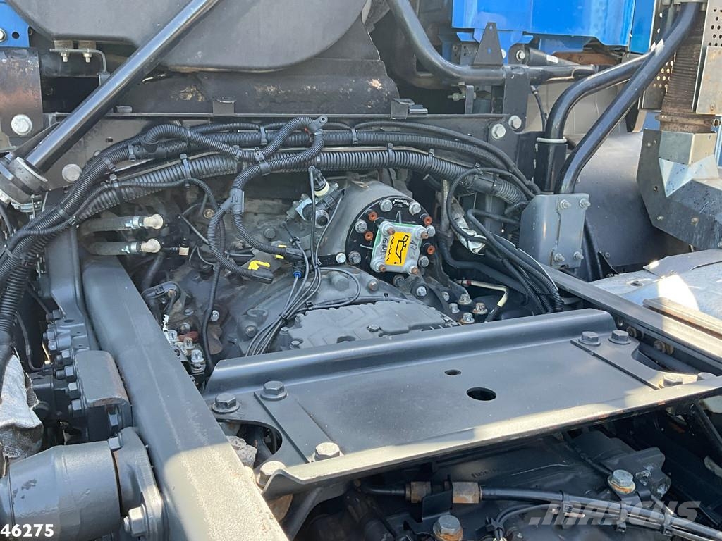 DAF FAD CF 480 8x4 Euro 6 Chassis cabine with PTO شاحنات بمقصورة وهيكل