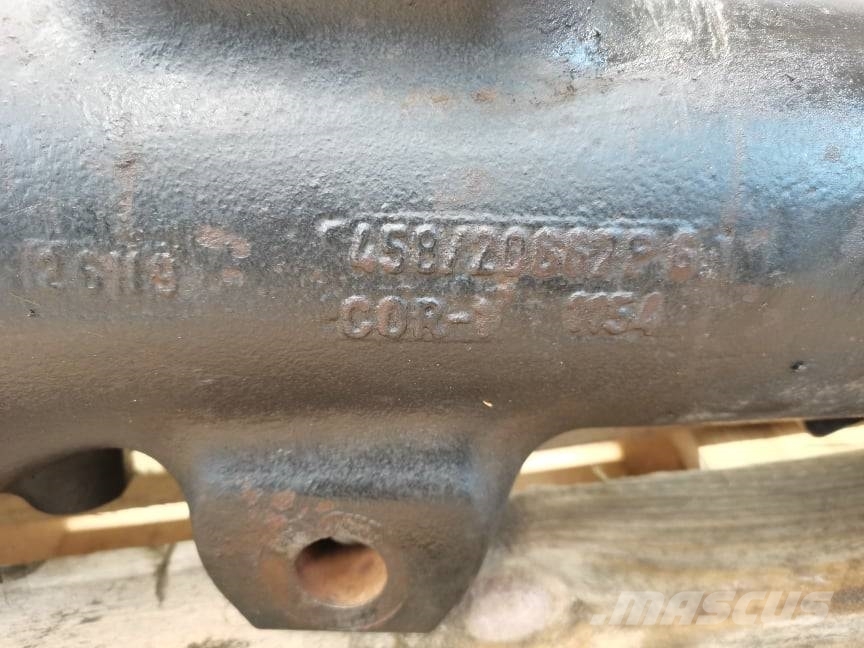 JCB 531-70 {case axle 458 20667P} Osi