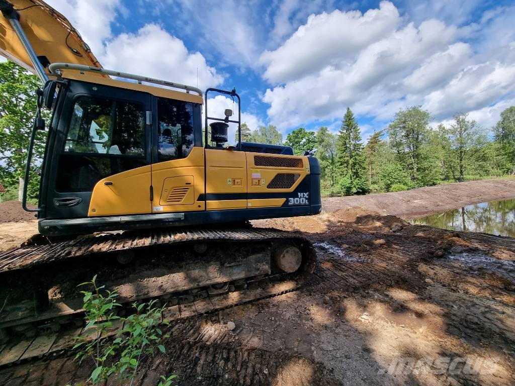 Hyundai HX 300 L Excavadoras sobre orugas