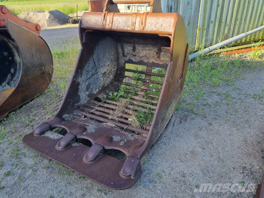 Hyundai HX 300 L Excavadoras sobre orugas