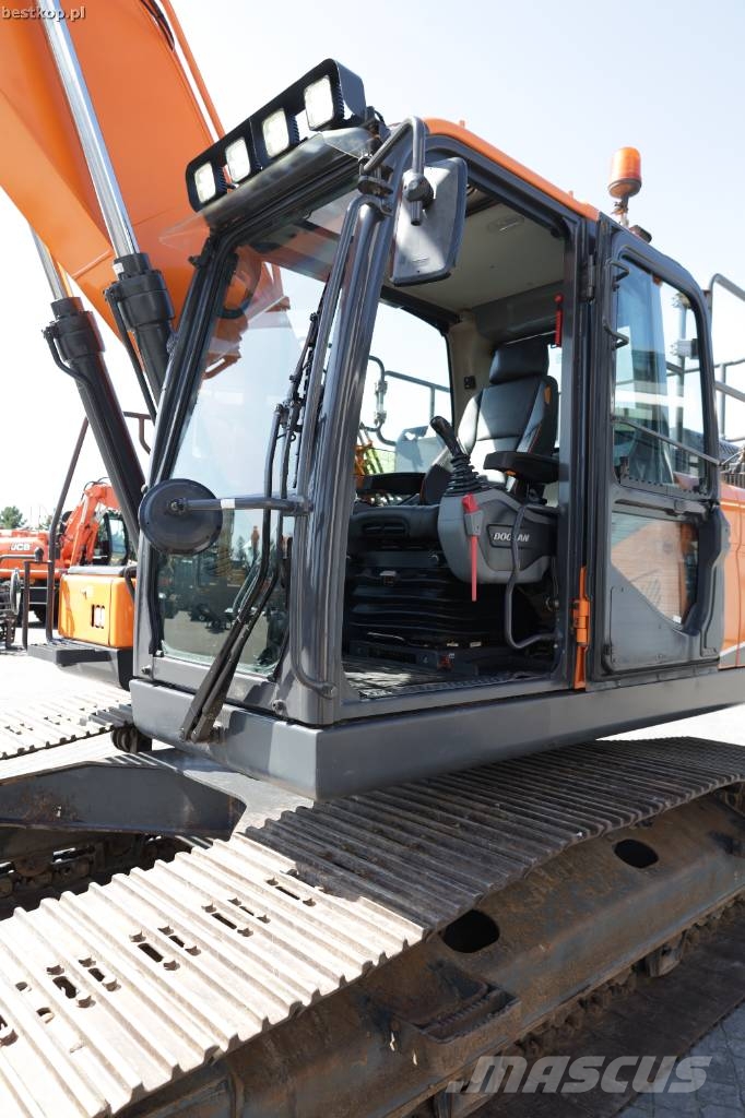 Doosan DX225LC-7 Excavadoras sobre orugas
