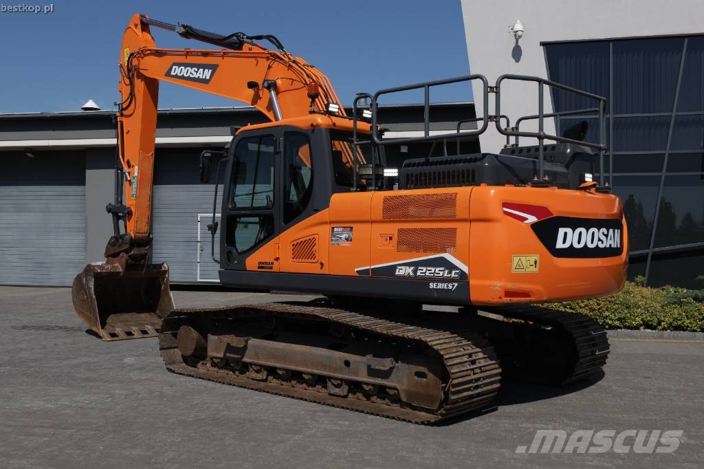 Doosan DX225LC-7 Excavadoras sobre orugas