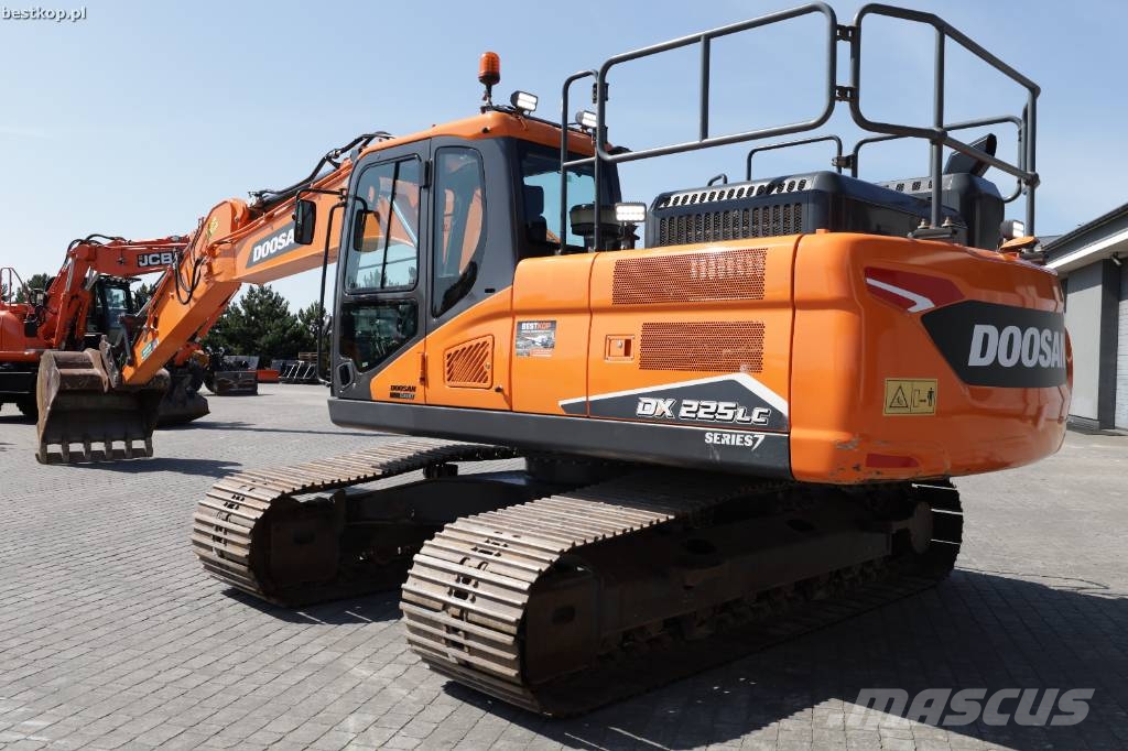 Doosan DX225LC-7 Excavadoras sobre orugas