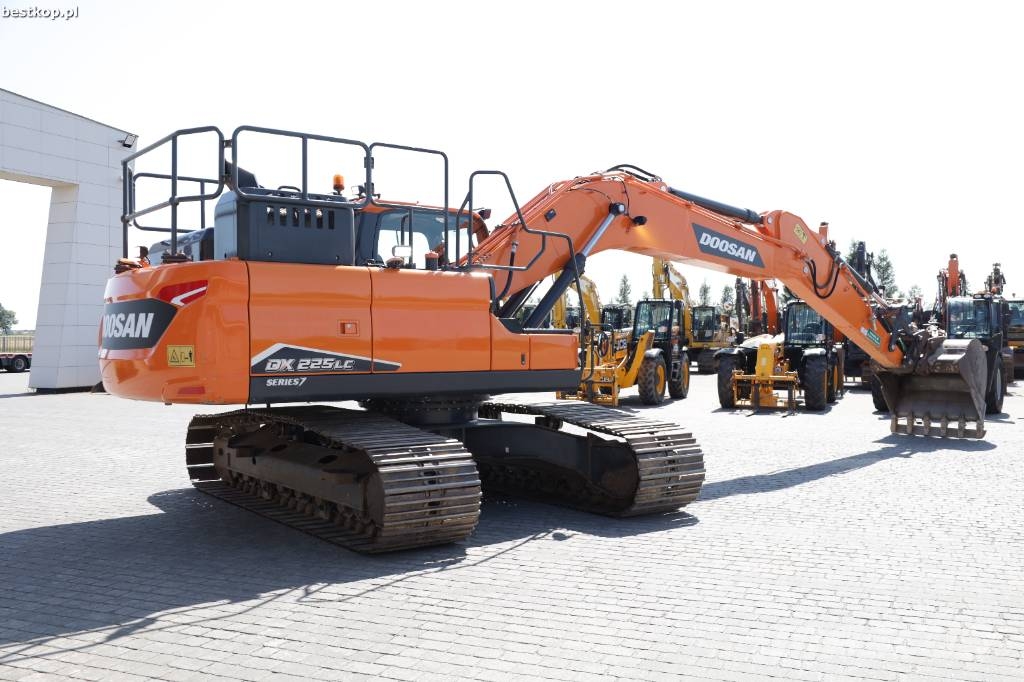 Doosan DX225LC-7 Excavadoras sobre orugas