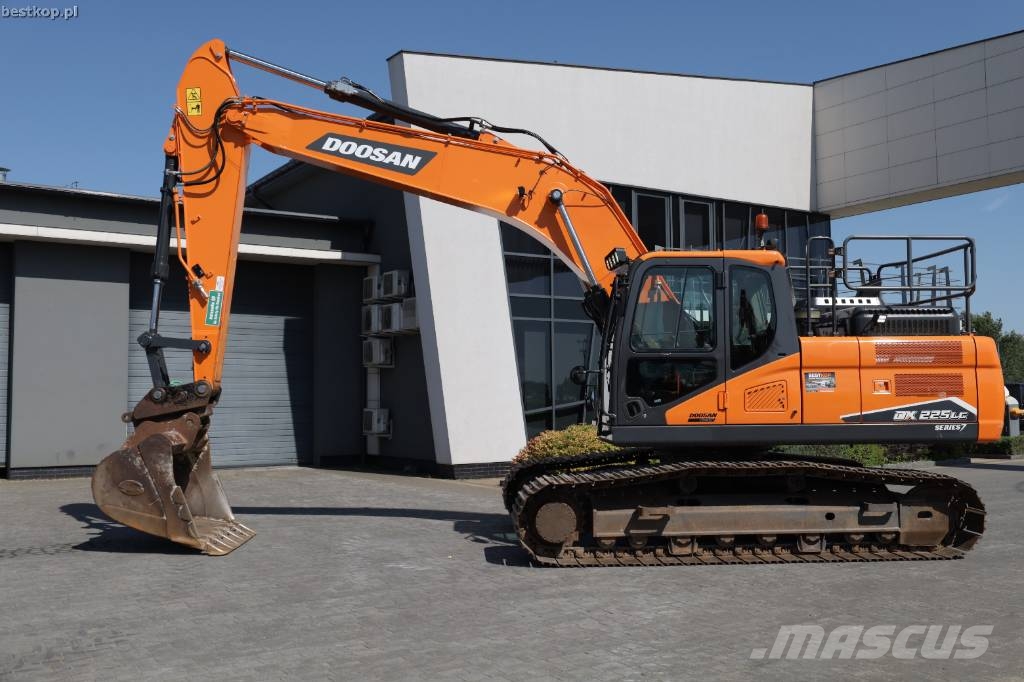 Doosan DX225LC-7 Excavadoras sobre orugas