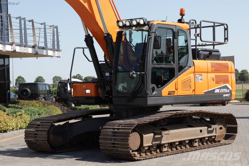 Doosan DX225LC-7 Excavadoras sobre orugas