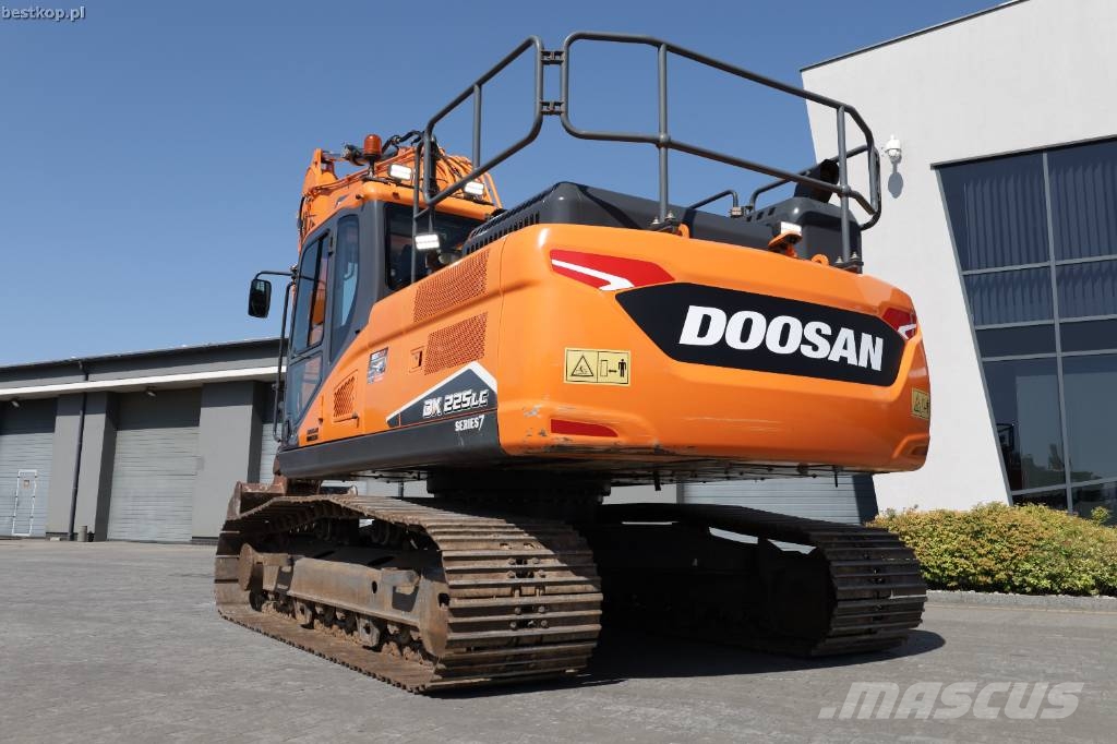 Doosan DX225LC-7 Excavadoras sobre orugas