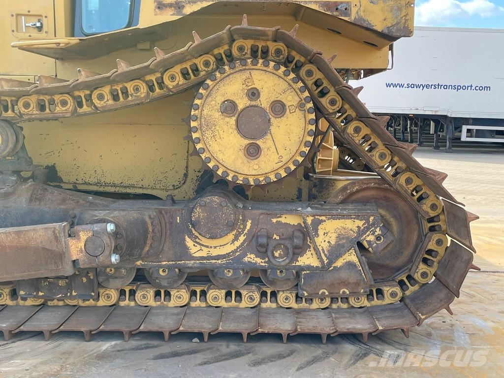 CAT D6TLGP Buldooserid