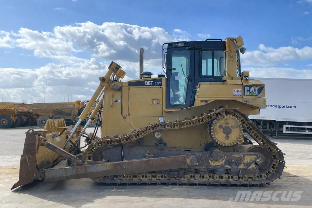 CAT D6TLGP بلدوزرات مجنزرة